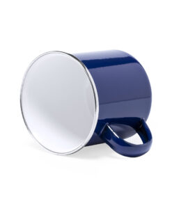 Alternative view of Tasse Kirpal