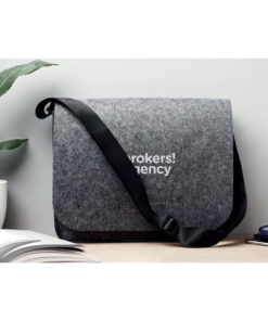 Umhängetasche aus RPET-Filz BAGLO 13 mo6186 07 print