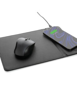 Swiss Peak RCS recyceltes 10W Wireless-Charging PU Mauspad 9 P300.241 B 2