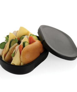 P438.071 B 2 68881adc7f8343e3910fb5207028b069