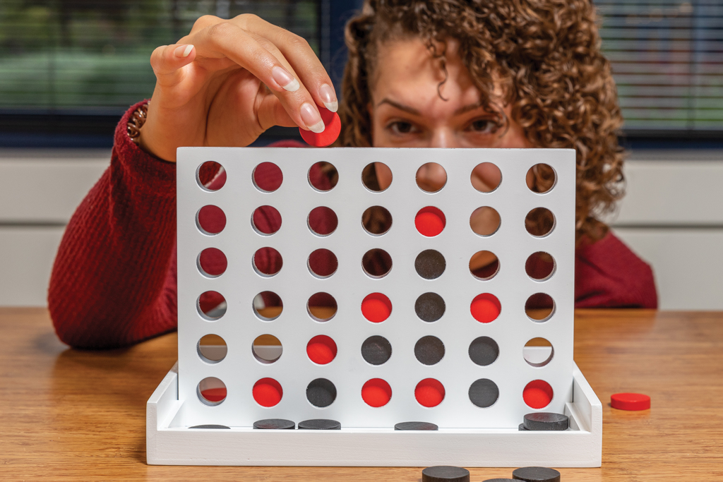 Connect Four Holzspiel – Bild 8