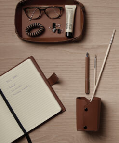 V3000009 M 400 c23a98475934472c8754d9fecf6cbd21