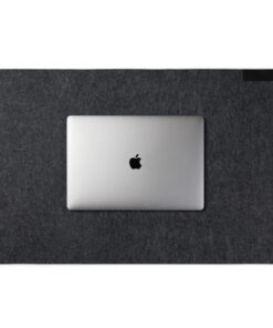 VINGA Albon Schreibtischunterlage aus GRS recyceltem Filz