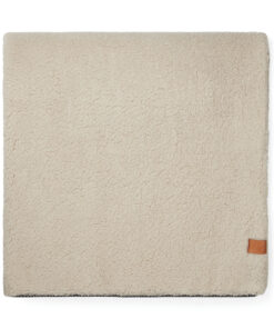 Alternative view of VINGA Maine Doppelflor-Decke aus GRS recyceltem Material