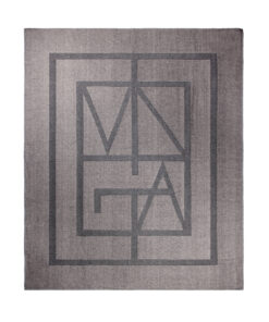 Alternative view of VINGA Monogram GRS Decke