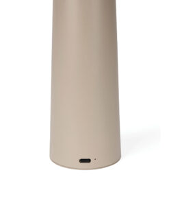 VINGA Avery RCS Tischlampe