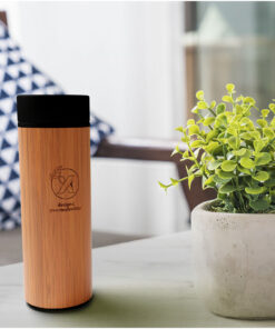 SCX.design D11 500 ml Smart Flasche aus Bambus mit Leuchtlogo holz 15 2PX05671 M1