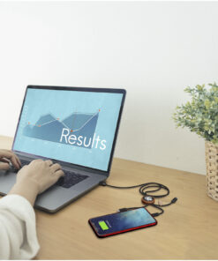 SCX.design C36 3-in-1 rPET erweitertes Ladekabel mit Leuchtlogo in rundem Bambusgehäuse holz 13 2PX08471 M1