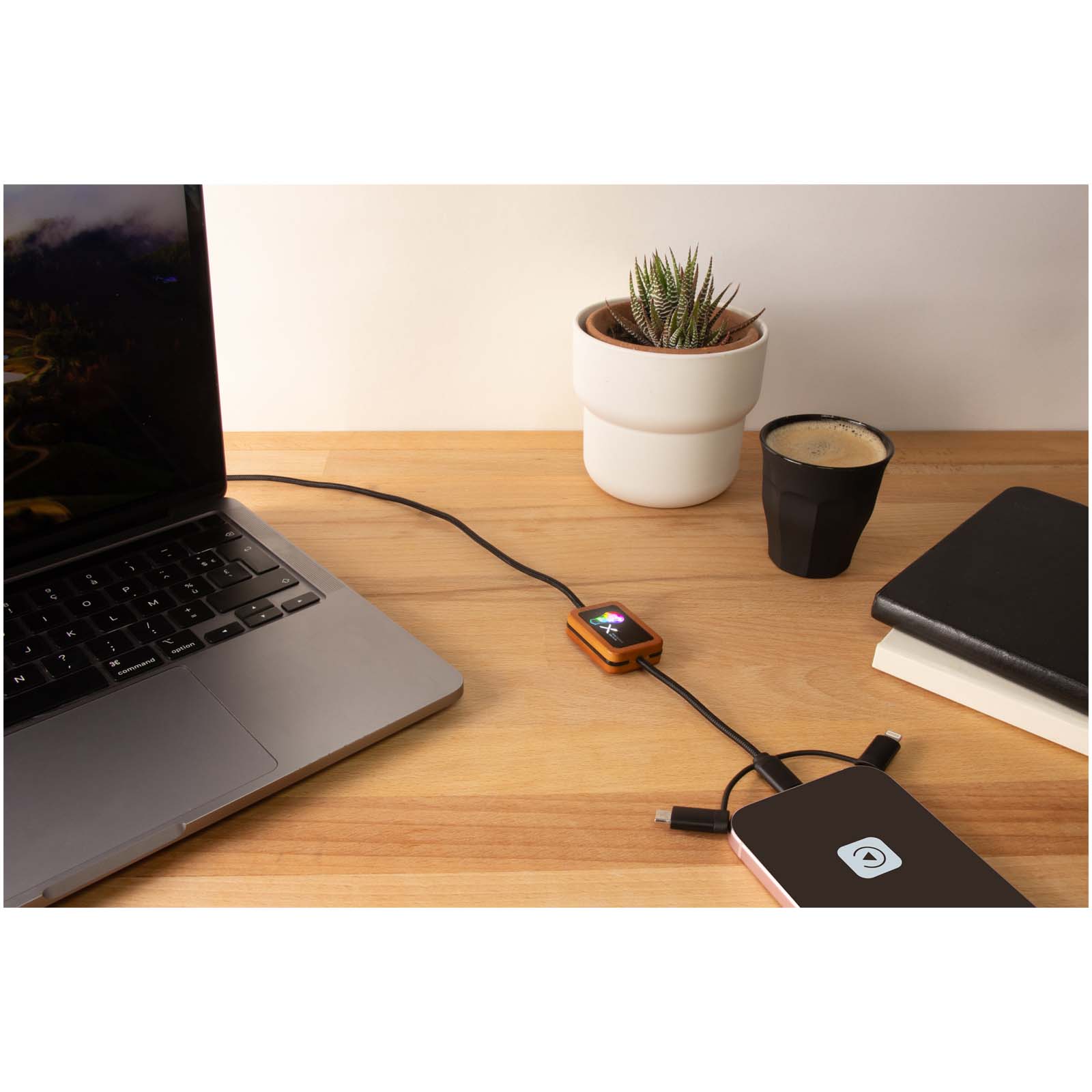 SCX.design C46 5-in-1 CarPlay-Kabel mit Leuchtlogo schwarz 9 SCX.design C46 5-in-1 CarPlay-Kabel mit Leuchtlogo schwarz – Bild 7