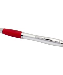Nash RCS Kugelschreiber aus recyceltem Kunststoff mit silbernem Schaft und farbigem Griff (schwarze Tinte) 9 10644921 E1