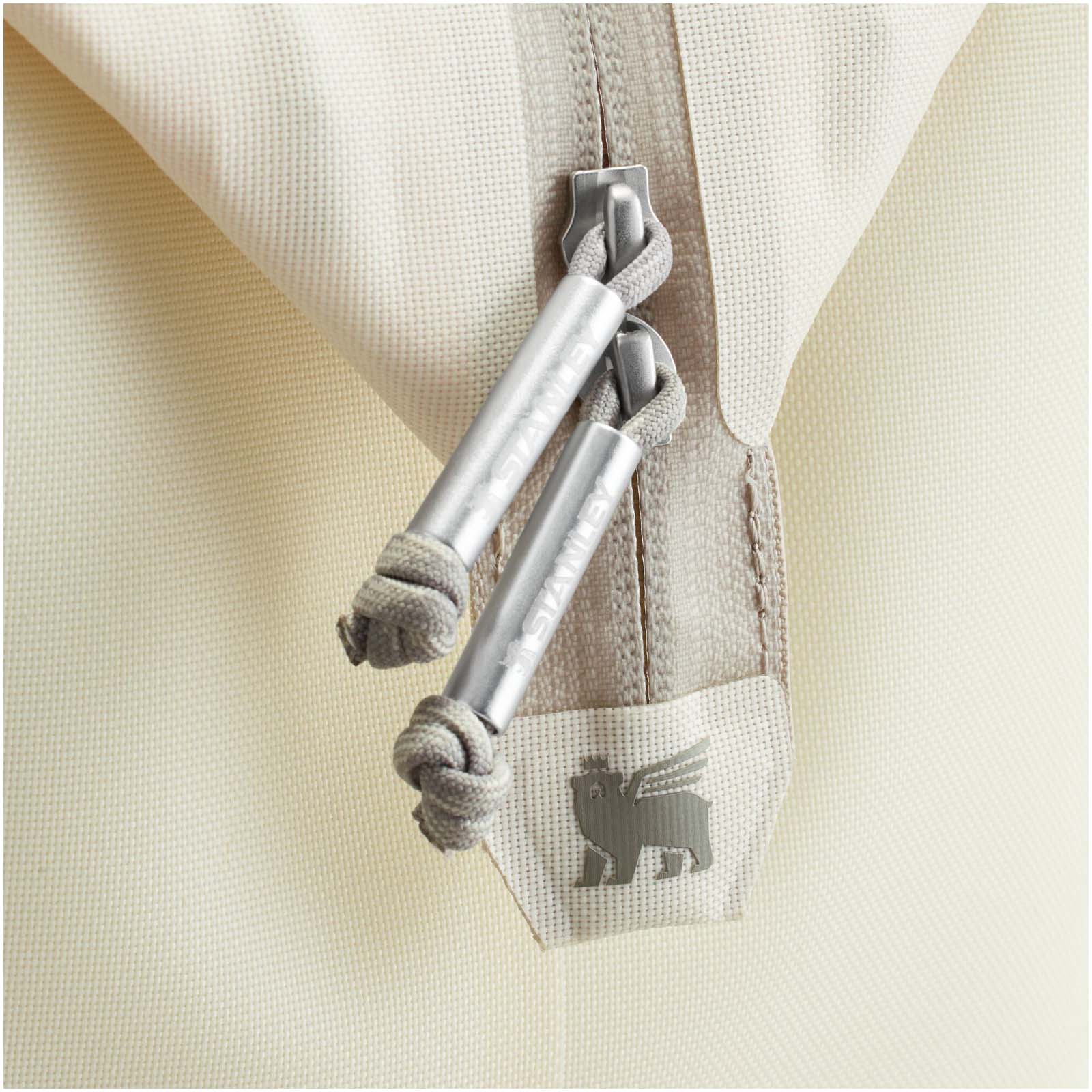 Stanley The All-Day Julienne Mini-Kühltasche für 10 Dosen aus recyceltem Material 8 Stanley The All-Day Julienne Mini-Kühltasche für 10 Dosen aus recyceltem Material – Bild 7