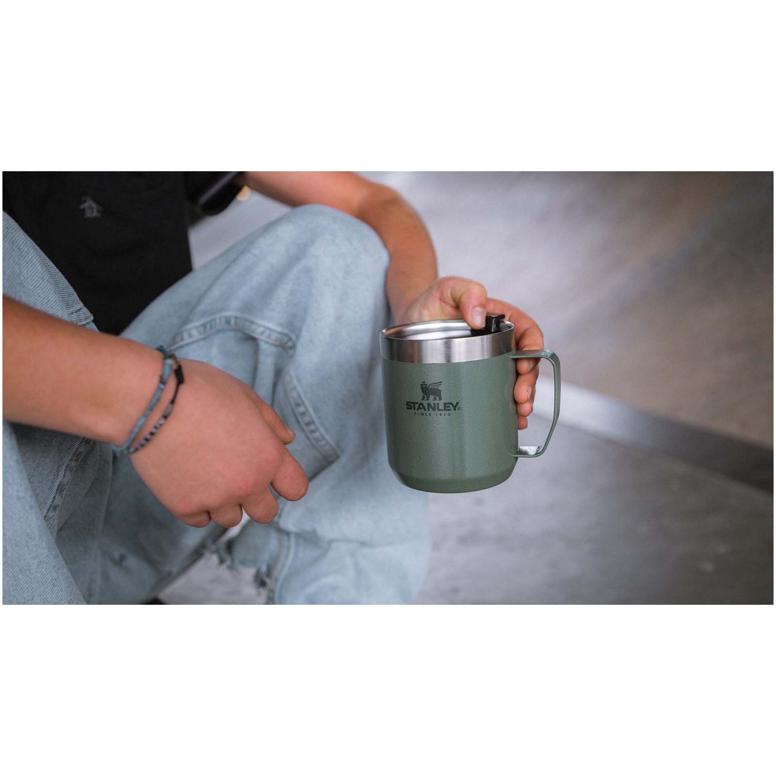 Stanley Everyday 350 ml Cam Becher aus Edelstahl 8 Stanley Everyday 350 ml Cam Becher aus Edelstahl – Bild 6