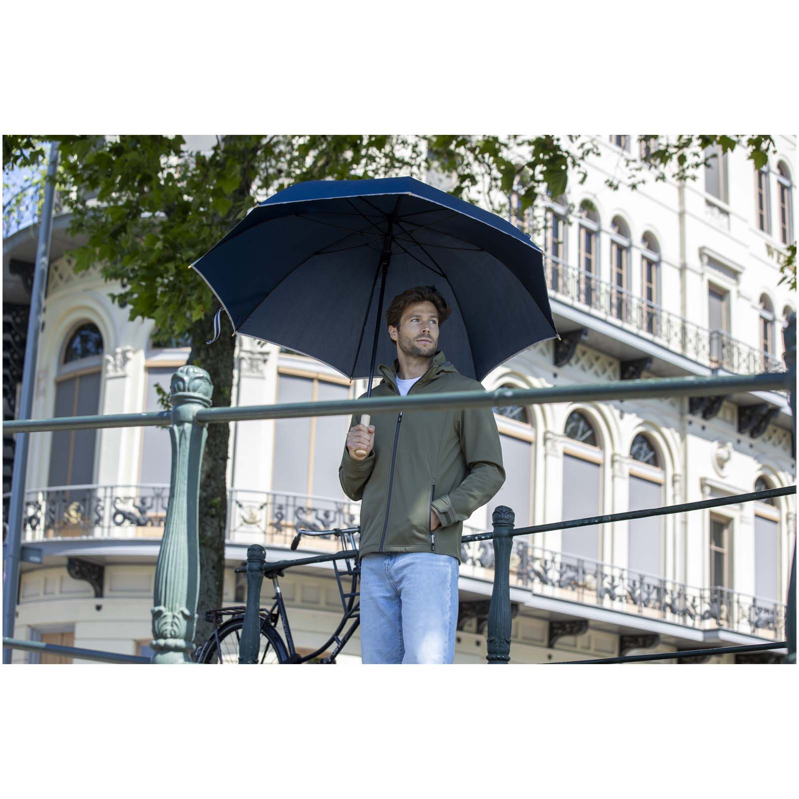 Norman 30-Zoll-Windschutz-RPET-Regenschirm 9 Norman 30-Zoll-Windschutz-RPET-Regenschirm – Bild 7